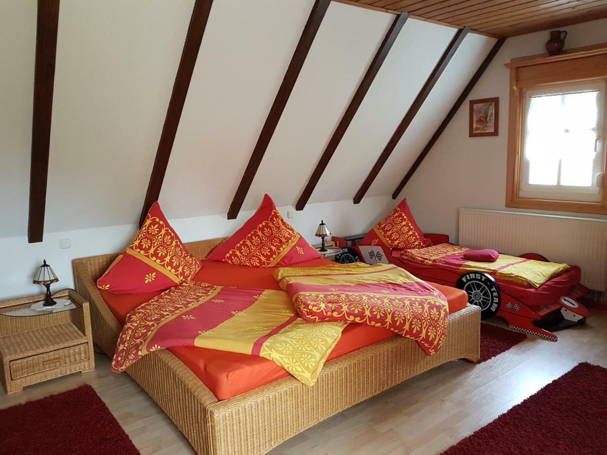 בורג Ferienwohnung Zum Heuschober מראה חיצוני תמונה